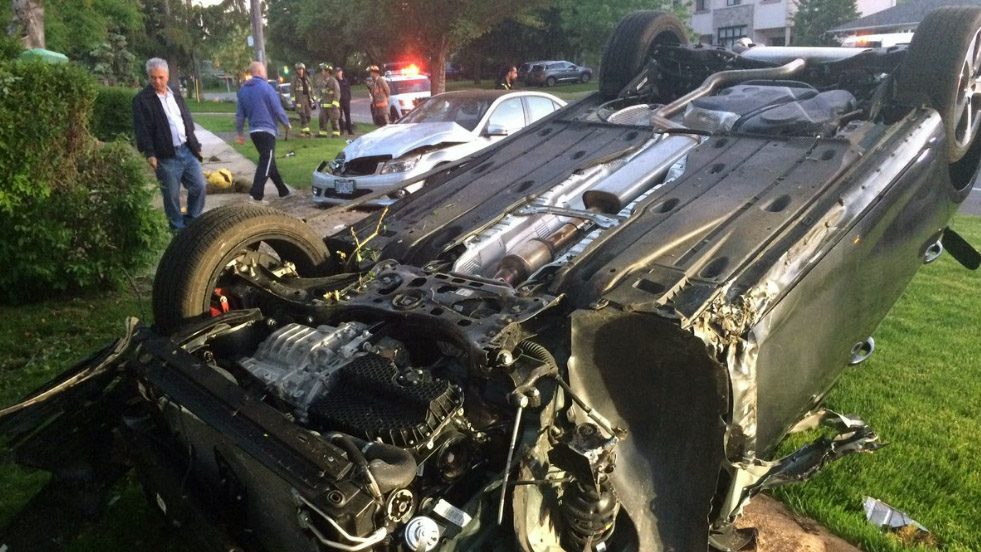 Minor injuries in spectacular single-vehicle crash in Etobicoke ... - CityNews